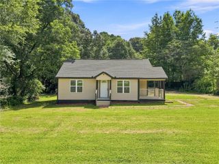 1061 Highway 3 N, Hampton, GA 30228