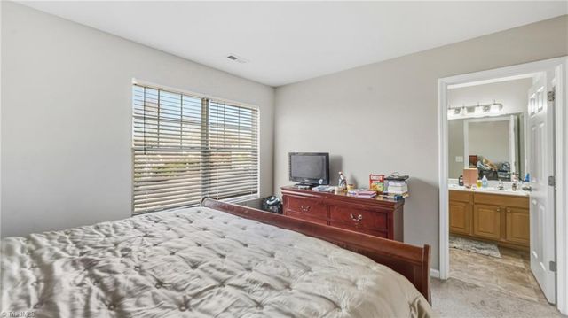 27 Arbor Hill Place, Mcleansville, NC 27301