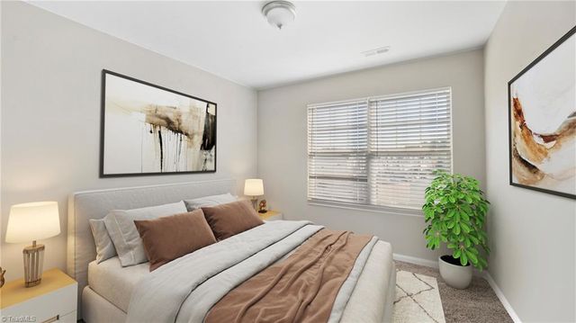 27 Arbor Hill Place, Mcleansville, NC 27301