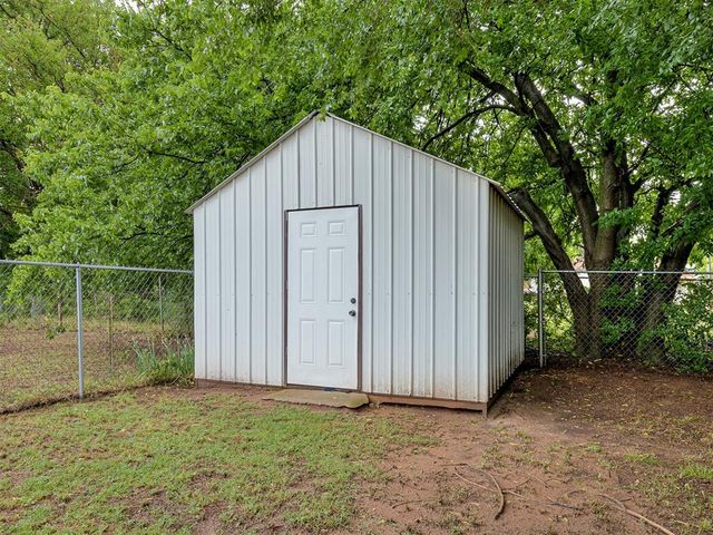 4207 Laverne Street, Oklahoma City, OK 73135