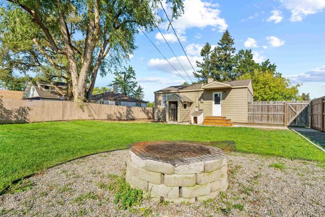 1528 E Cataldo Ave, Spokane, WA 99202