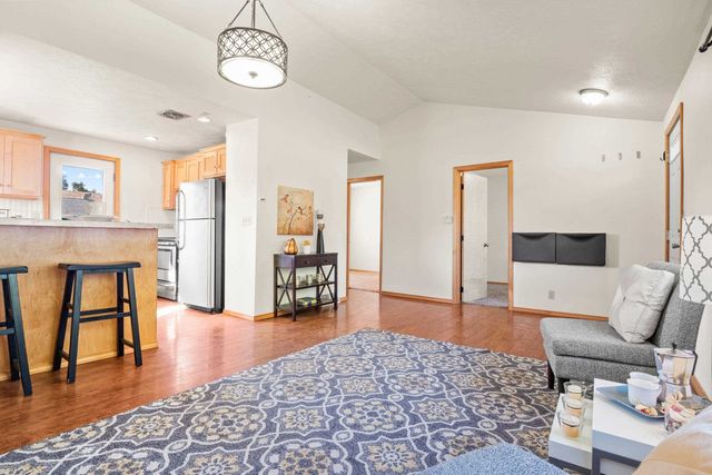 1528 E Cataldo Ave, Spokane, WA 99202