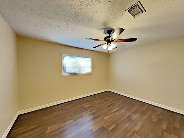 16395 Havenpark Drive, Houston, TX 77059