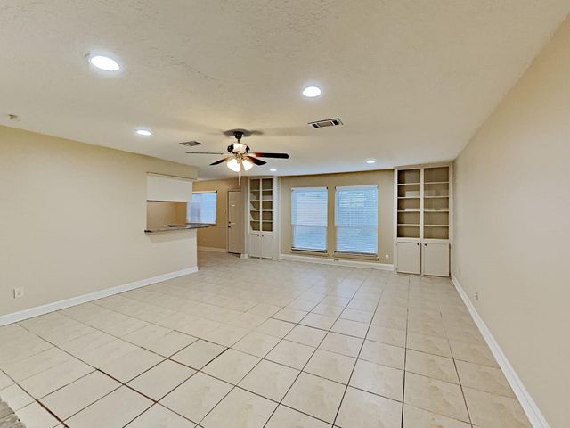 16395 Havenpark Drive, Houston, TX 77059