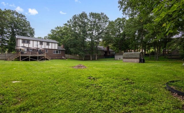 24216 S Plum Valley Drive, Crete, IL 60417