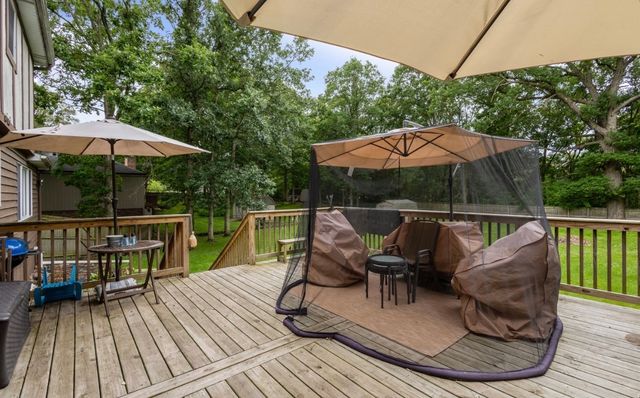 24216 S Plum Valley Drive, Crete, IL 60417