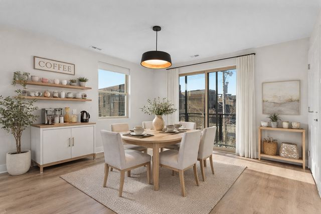 224 S Western Avenue A, Chicago, IL 60612