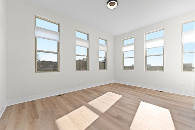 224 S Western Avenue A, Chicago, IL 60612