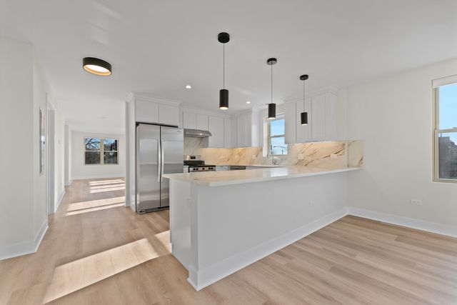 224 S Western Avenue A, Chicago, IL 60612