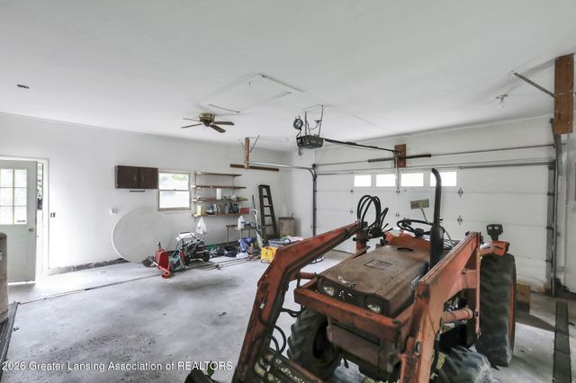 916 N Ainger Road, Charlotte, MI 48813