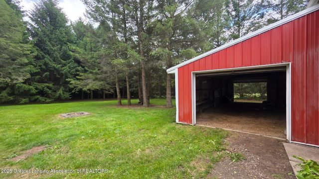 916 N Ainger Road, Charlotte, MI 48813