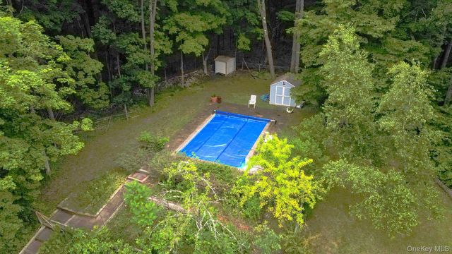 408 Field Road, Red Hook, NY 12571