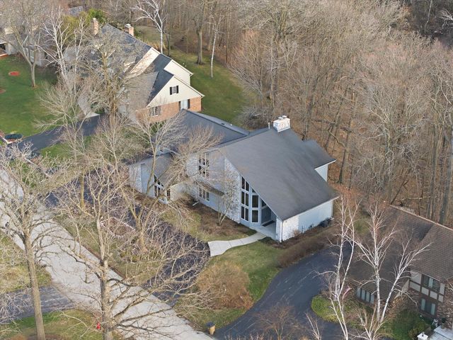 301 Ravine Baye ROAD, Milwaukee, WI 53217