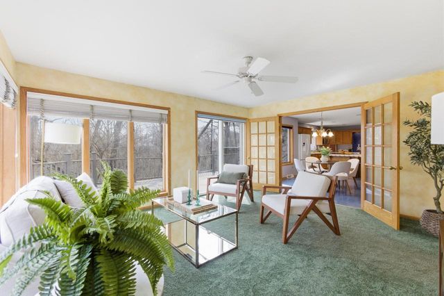 301 Ravine Baye ROAD, Milwaukee, WI 53217
