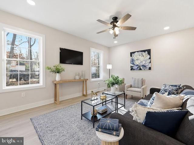 3511 S SHORE DR, Williamstown, NJ 08094