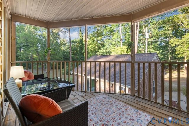 18522 Goode Ln, Dinwiddie, VA 23841