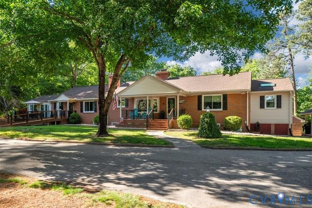 18522 Goode Ln, Dinwiddie, VA 23841