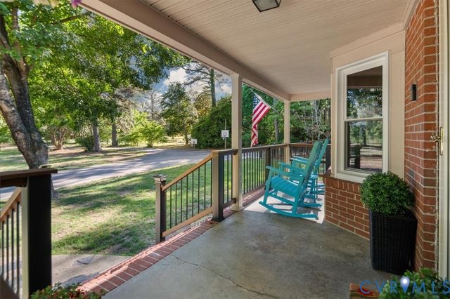 18522 Goode Ln, Dinwiddie, VA 23841