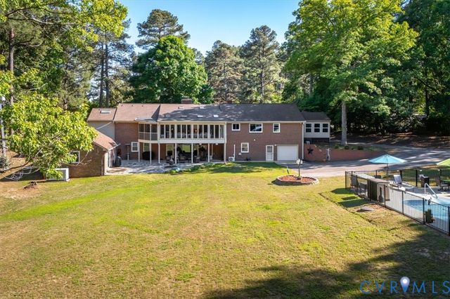 18522 Goode Ln, Dinwiddie, VA 23841
