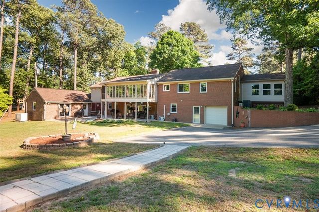 18522 Goode Ln, Dinwiddie, VA 23841