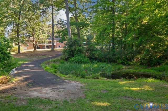 18522 Goode Ln, Dinwiddie, VA 23841