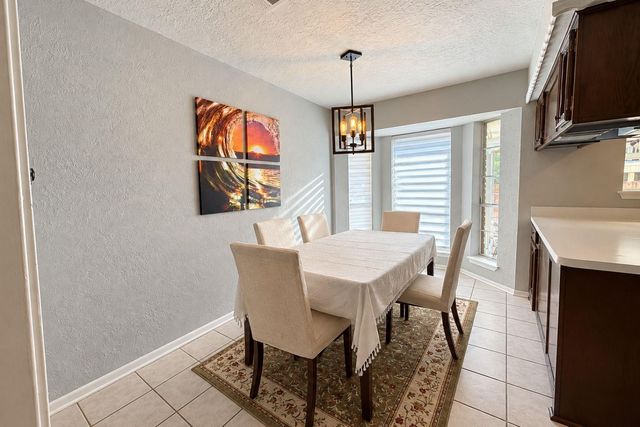 111 Rigby Owen Road, Conroe, TX 77304