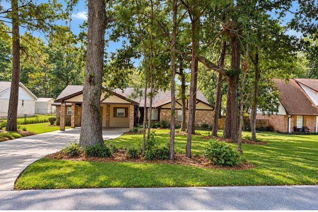 111 Rigby Owen Road, Conroe, TX 77304