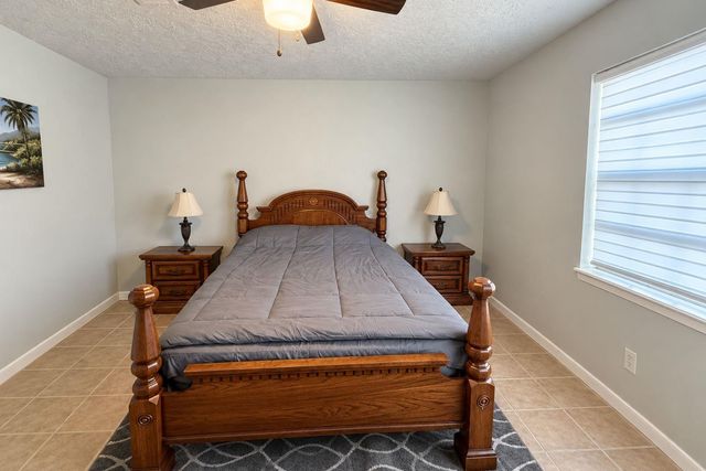 111 Rigby Owen Road, Conroe, TX 77304