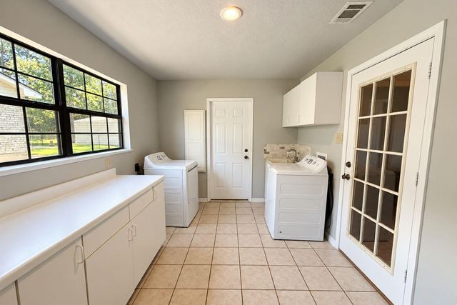 111 Rigby Owen Road, Conroe, TX 77304