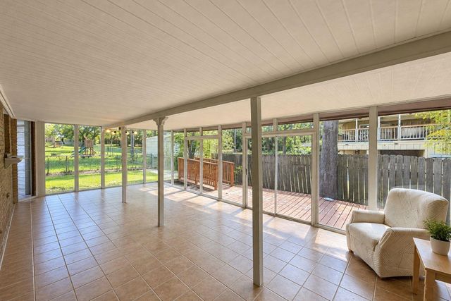 111 Rigby Owen Road, Conroe, TX 77304
