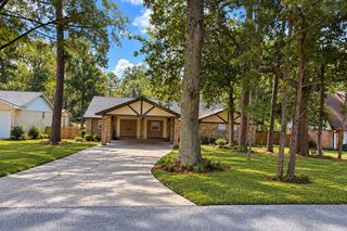 111 Rigby Owen Road, Conroe, TX 77304