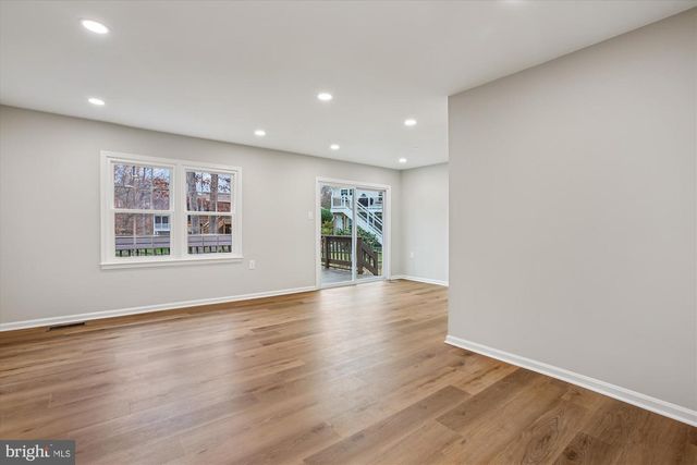 12060 WILLOWOOD DR, Woodbridge, VA 22192