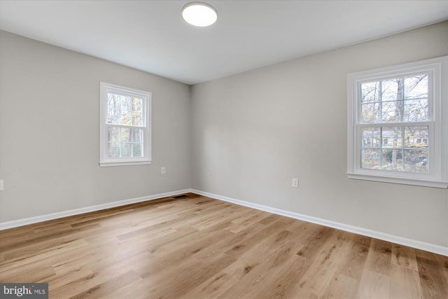 12060 WILLOWOOD DR, Woodbridge, VA 22192