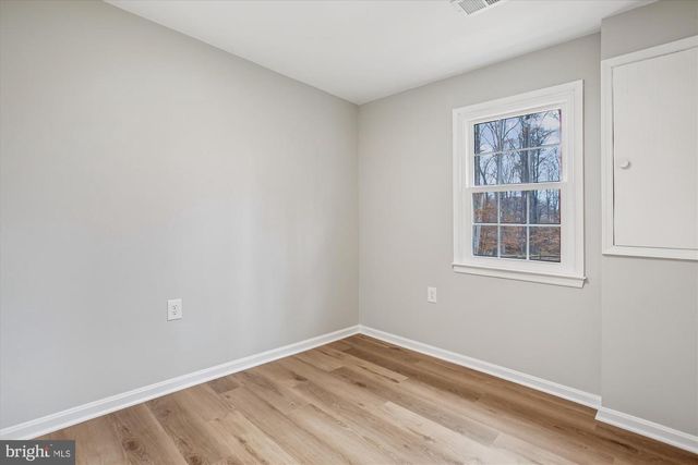 12060 WILLOWOOD DR, Woodbridge, VA 22192