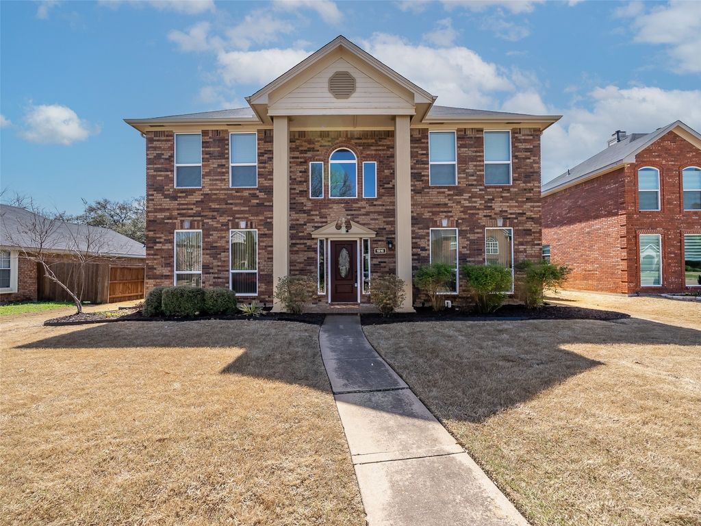 1916 Walters Drive, Plano, TX 75023