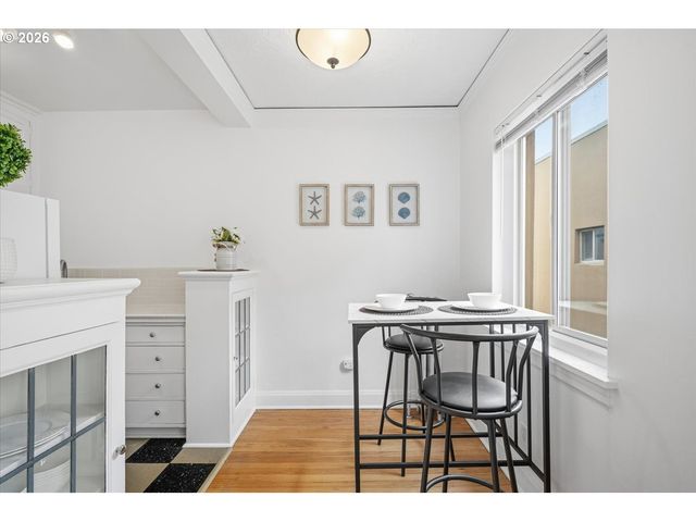 709 Sw 16TH Ave 505, Portland, OR 97205