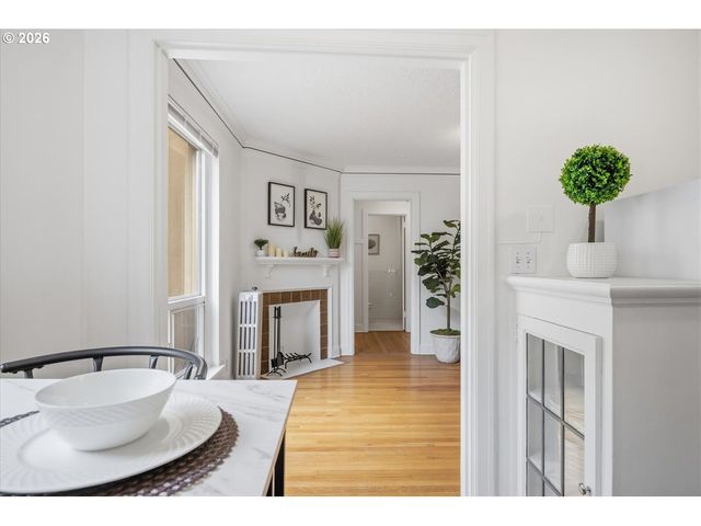 709 Sw 16TH Ave 505, Portland, OR 97205