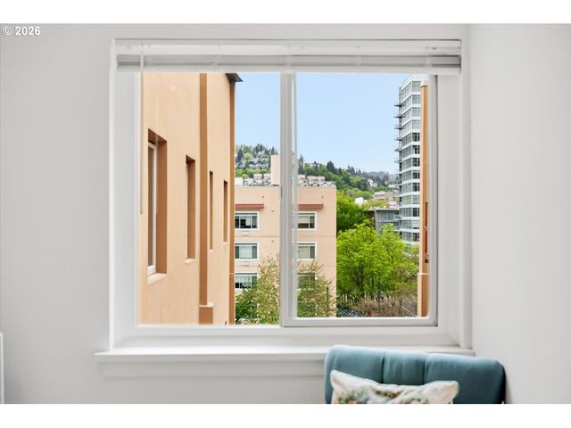 709 Sw 16TH Ave 505, Portland, OR 97205