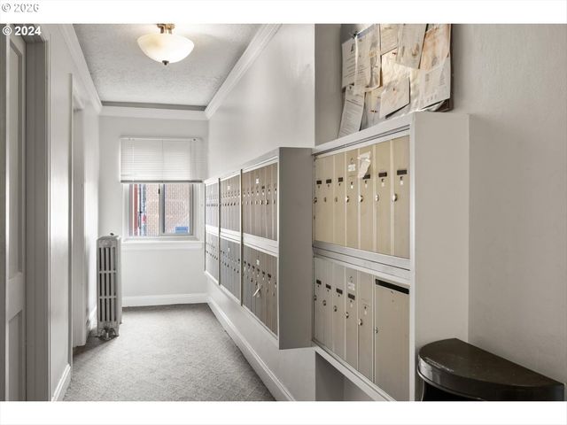 709 Sw 16TH Ave 505, Portland, OR 97205