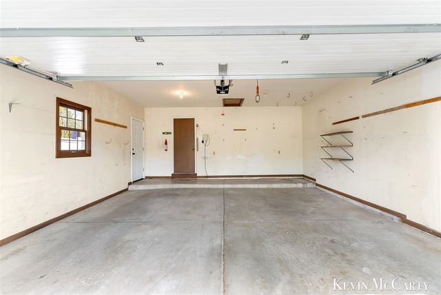1746 Edgewood Avenue, Grand Rapids, MI 49506