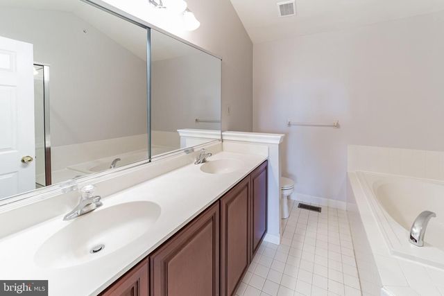 40 MADISON WAY, Downingtown, PA 19335