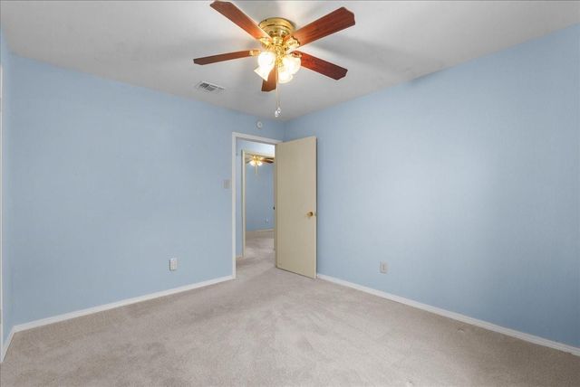 2790 Pinewood Drive, League City, TX 77573