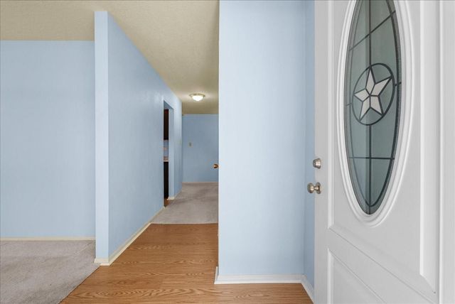 2790 Pinewood Drive, League City, TX 77573