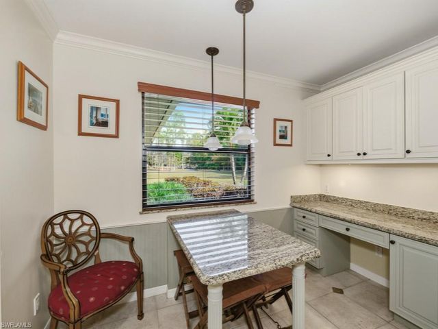 6840 Sable Ridge LN, Naples, FL 34109