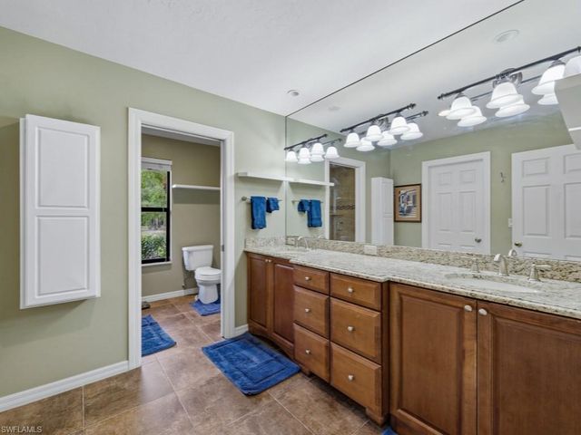 6840 Sable Ridge LN, Naples, FL 34109
