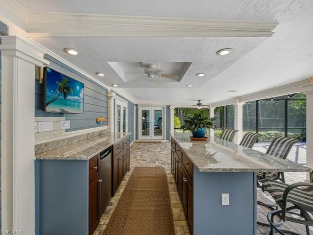 6840 Sable Ridge LN, Naples, FL 34109