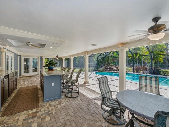 6840 Sable Ridge LN, Naples, FL 34109