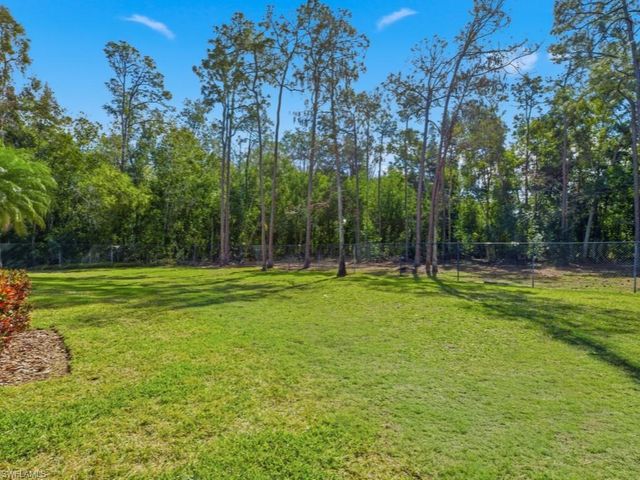 6840 Sable Ridge LN, Naples, FL 34109