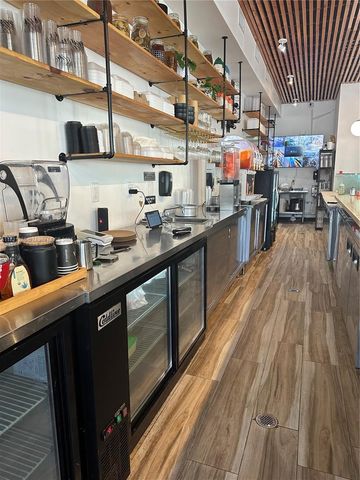 167th St, North Miami Beach, FL 33162