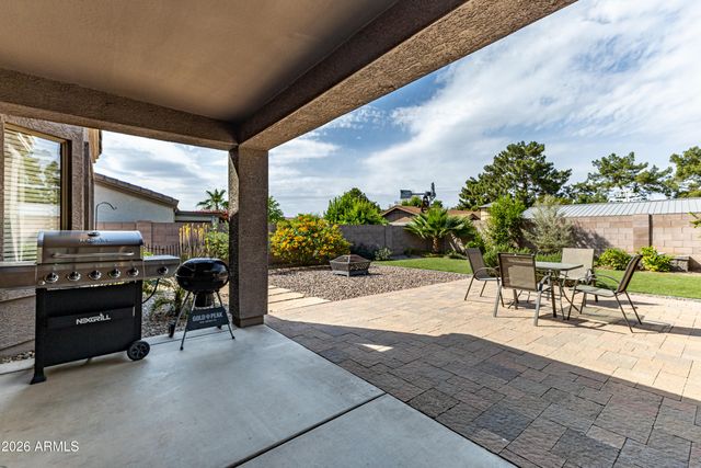 8308 W BERRIDGE Lane, Glendale, AZ 85305